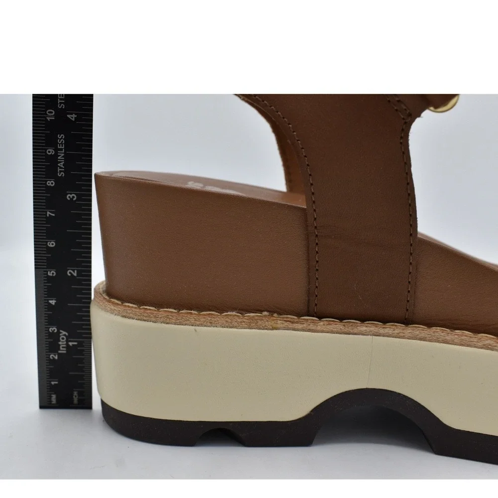 Sorel women size